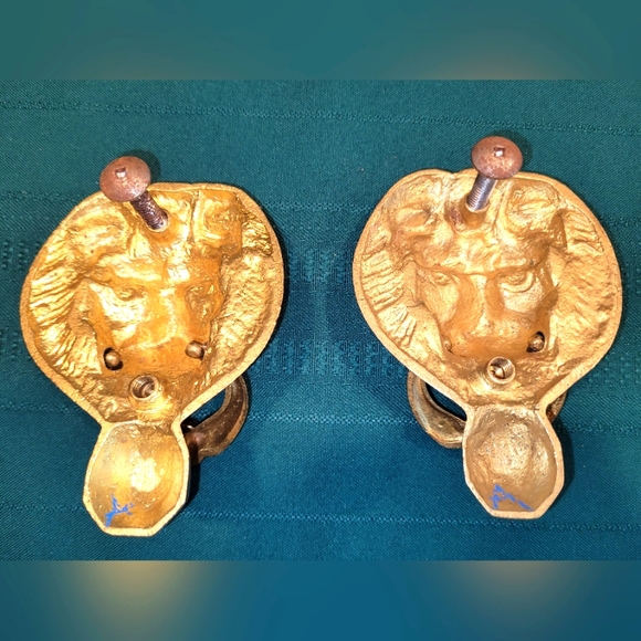Pair Brass Lion Door Knockers - Picture 2 of 5